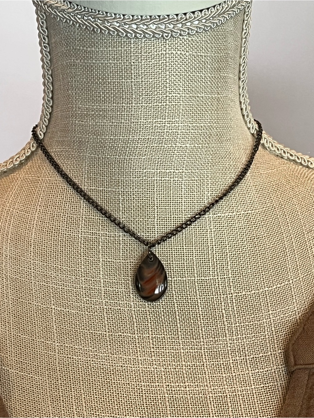 Agate Teardrop Necklace